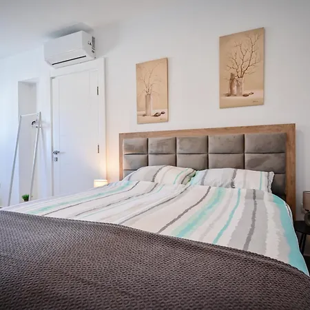 Zas Apartment