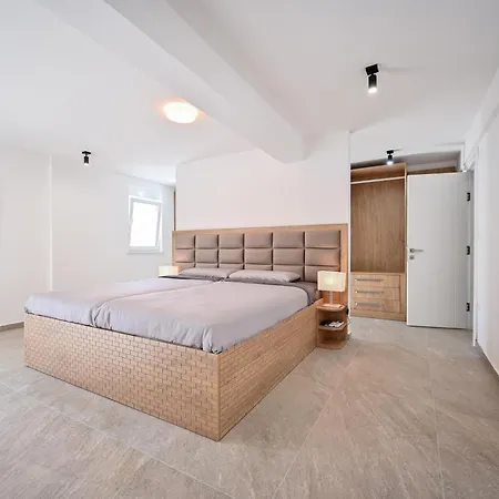Apartment Zas *